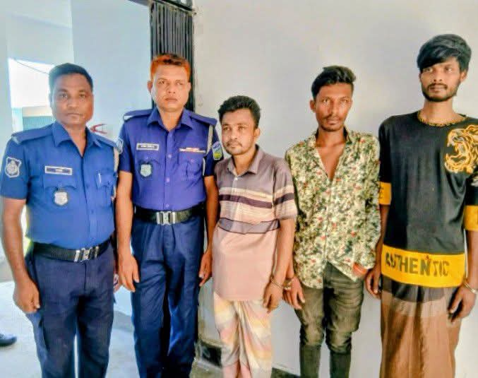 নেত্রকোনার কেন্দুয়া উপজেলার গাঁজাসহ তিন কথিত মাদক কারবারি গ্রেফতার।