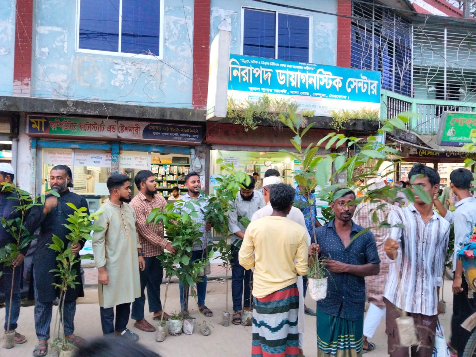 নেত্রকোণার কেন্দুয়ায় যুব জামায়াতের উদ্যোগে বৃক্ষরোপণ কর্মসূচি পালিত।