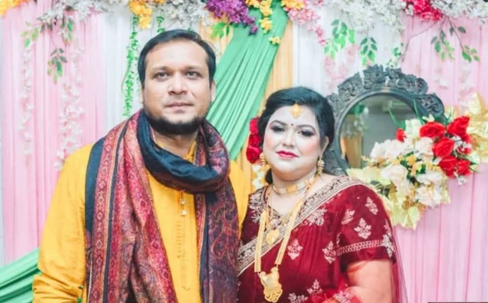 কলকাতার হোটেলে আগুনে কুষ্টিয়ার সাংবাদিকসহ একই পরিবারের ৪ জন নিহত