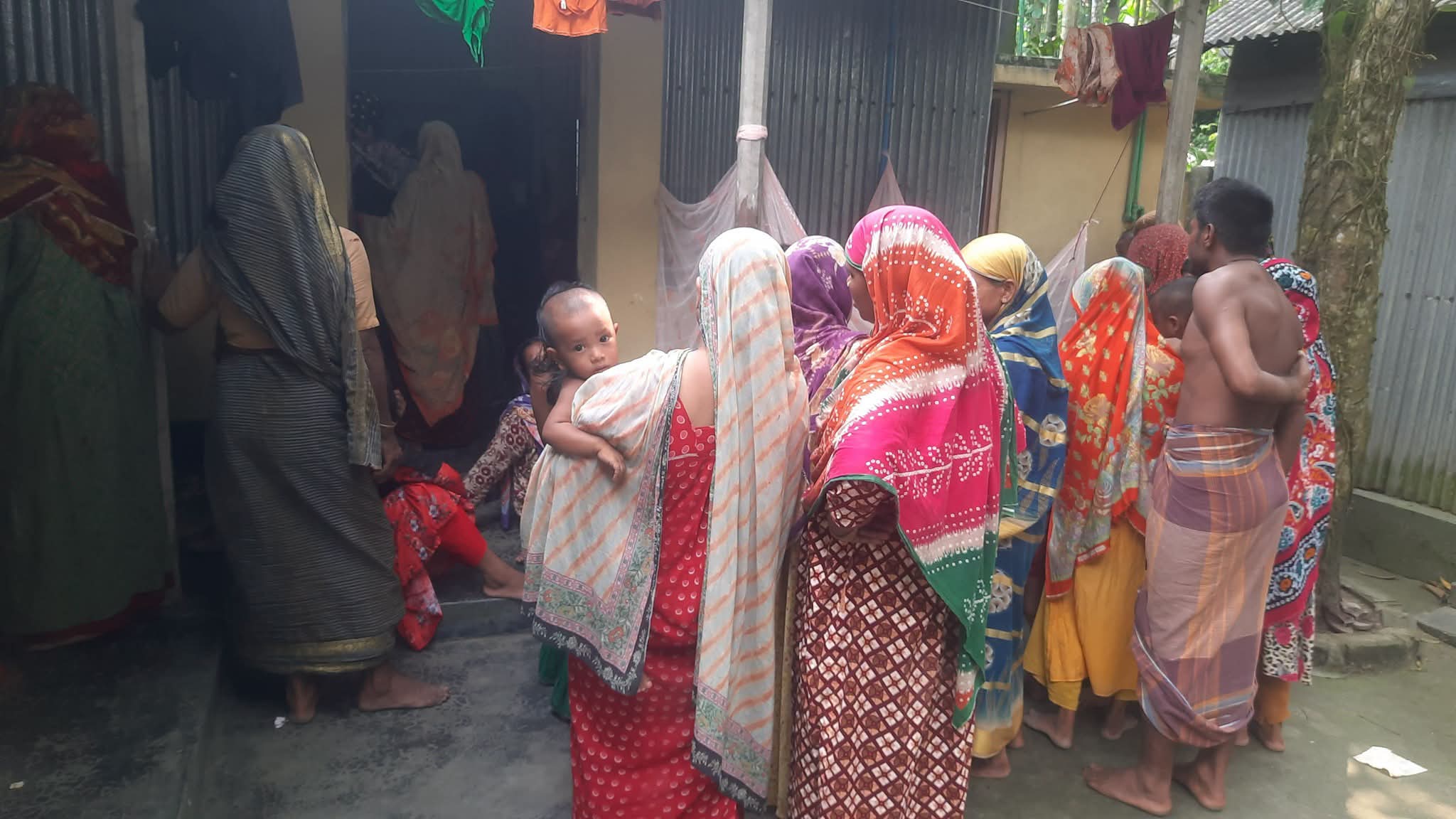 পুকুরে ডুবে দুই শিশুর মর্মান্তিক মৃত্যু: নাগেশ্বরীতে স্বজনদের আহাজারি, এলাকায় শোকের ছায়া ​