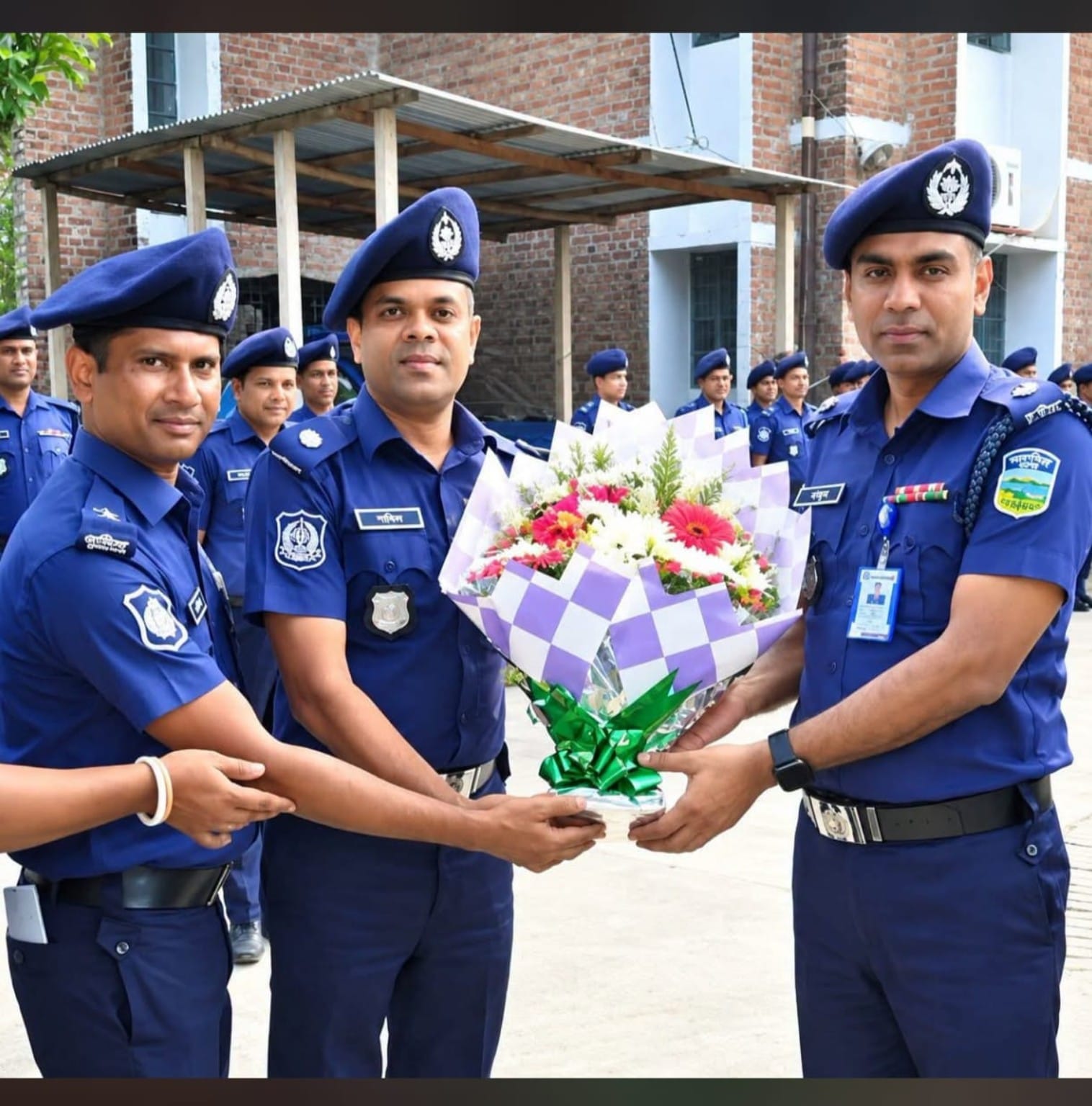 মুক্তাগাছা থানা পরিদর্শনে অতিরিক্ত পুলিশ সুপার আবদুল্লাহ আল মামুন।